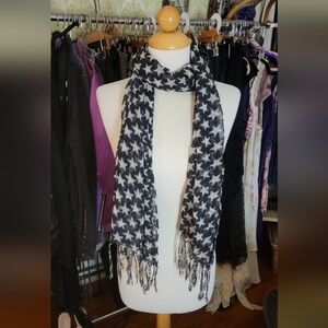 fringed star scarf